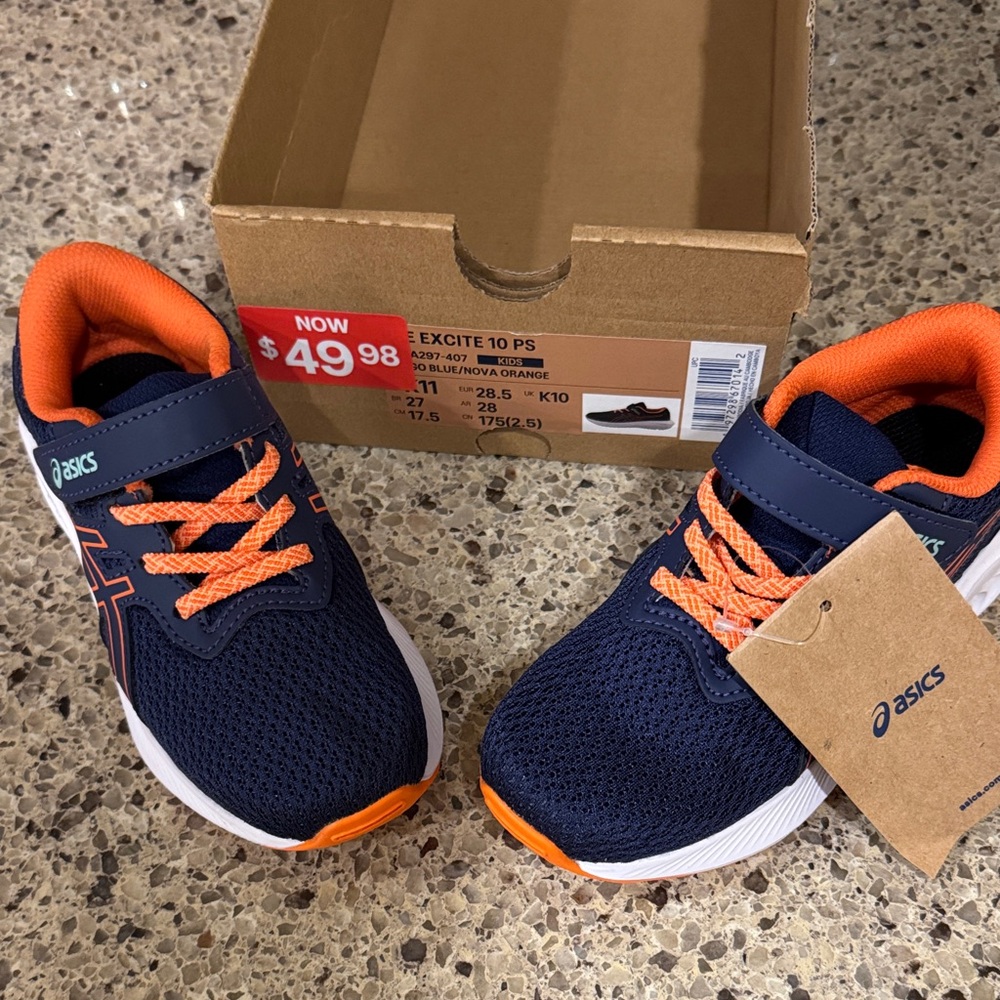 ASICS Pre Excite sneakers Size 11